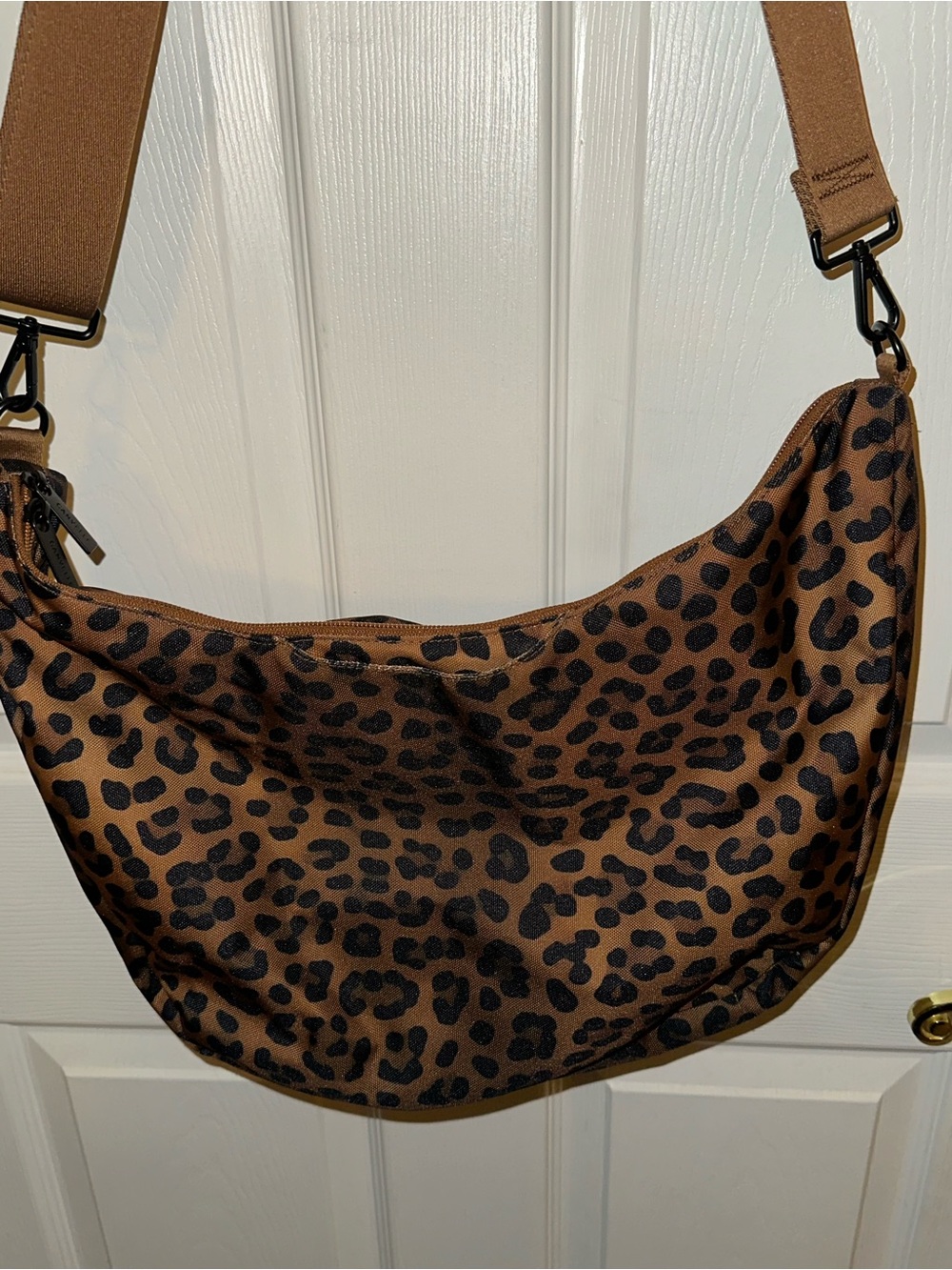 Canvelle Crescent Crossbody - Size Large - Picture 2 of 13